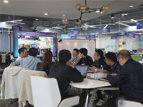 軟銀機(jī)器人與擎朗智能深化戰(zhàn)略合作 共拓全球餐飲服務(wù)機(jī)器人市場(chǎng)新篇章